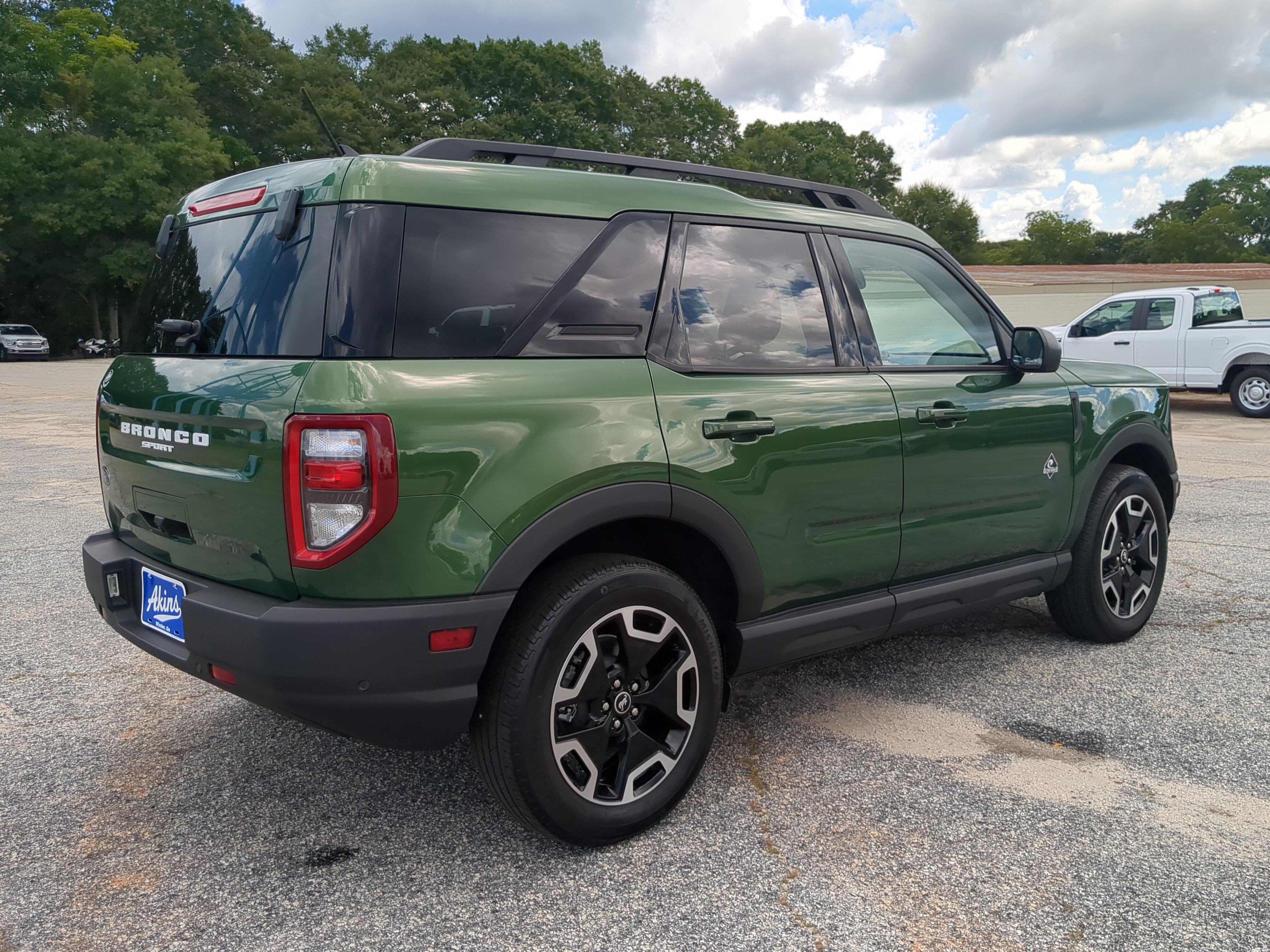 Certified 2023 Ford Bronco Sport Outer Banks w/ Tech Package AWD/4WD image 3