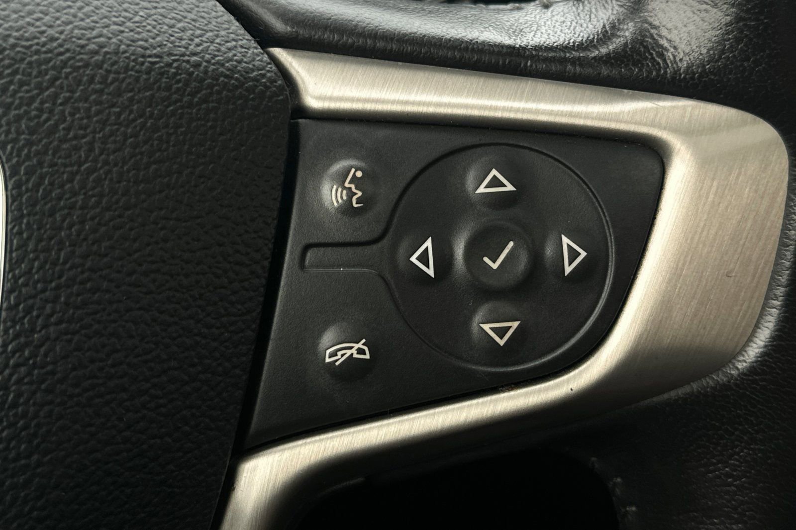 Used 2021 GMC Acadia Denali w/ Denali Technology Package image 29