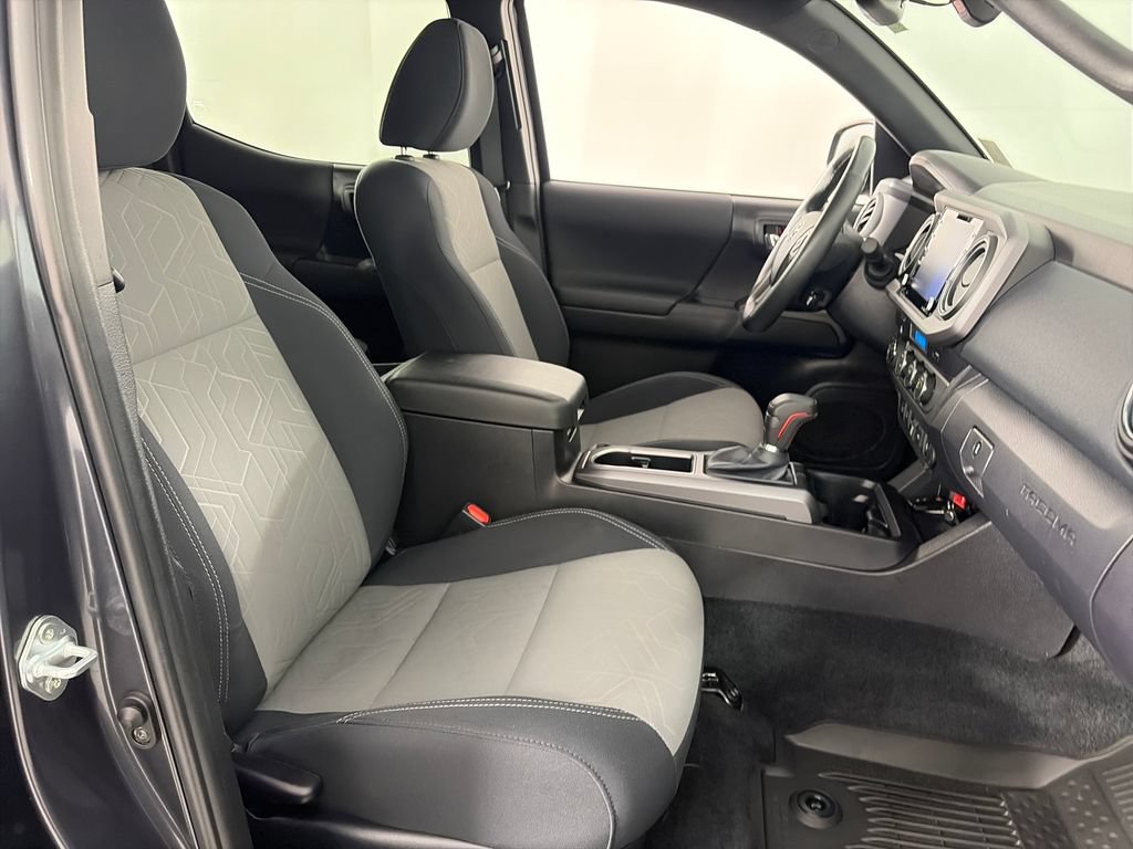 Used 2023 Toyota Tacoma TRD Sport w/ Advanced Technology Package AWD/4WD image 31