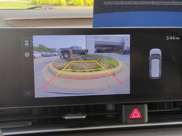 Used 2025 Kia Carnival EX FWD image 20