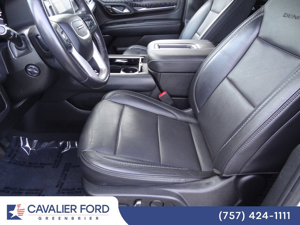 Used 2022 GMC Yukon XL Denali AWD/4WD image 6
