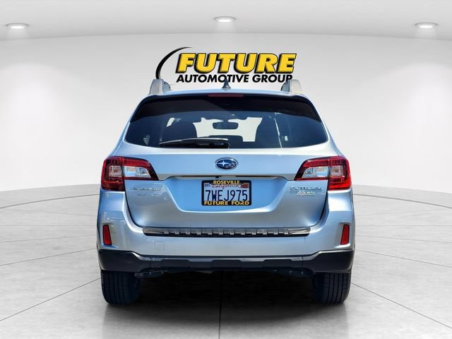 Used 2017 Subaru Outback 2.5i Premium AWD/4WD image 5