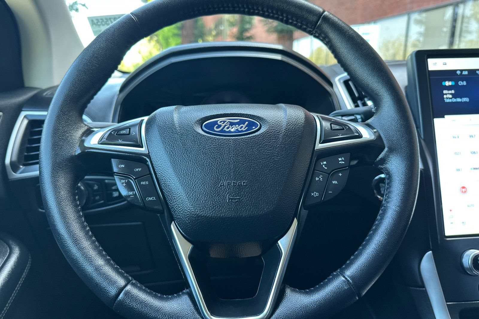 Certified 2024 Ford Edge SEL w/ Convenience Package AWD/4WD image 36