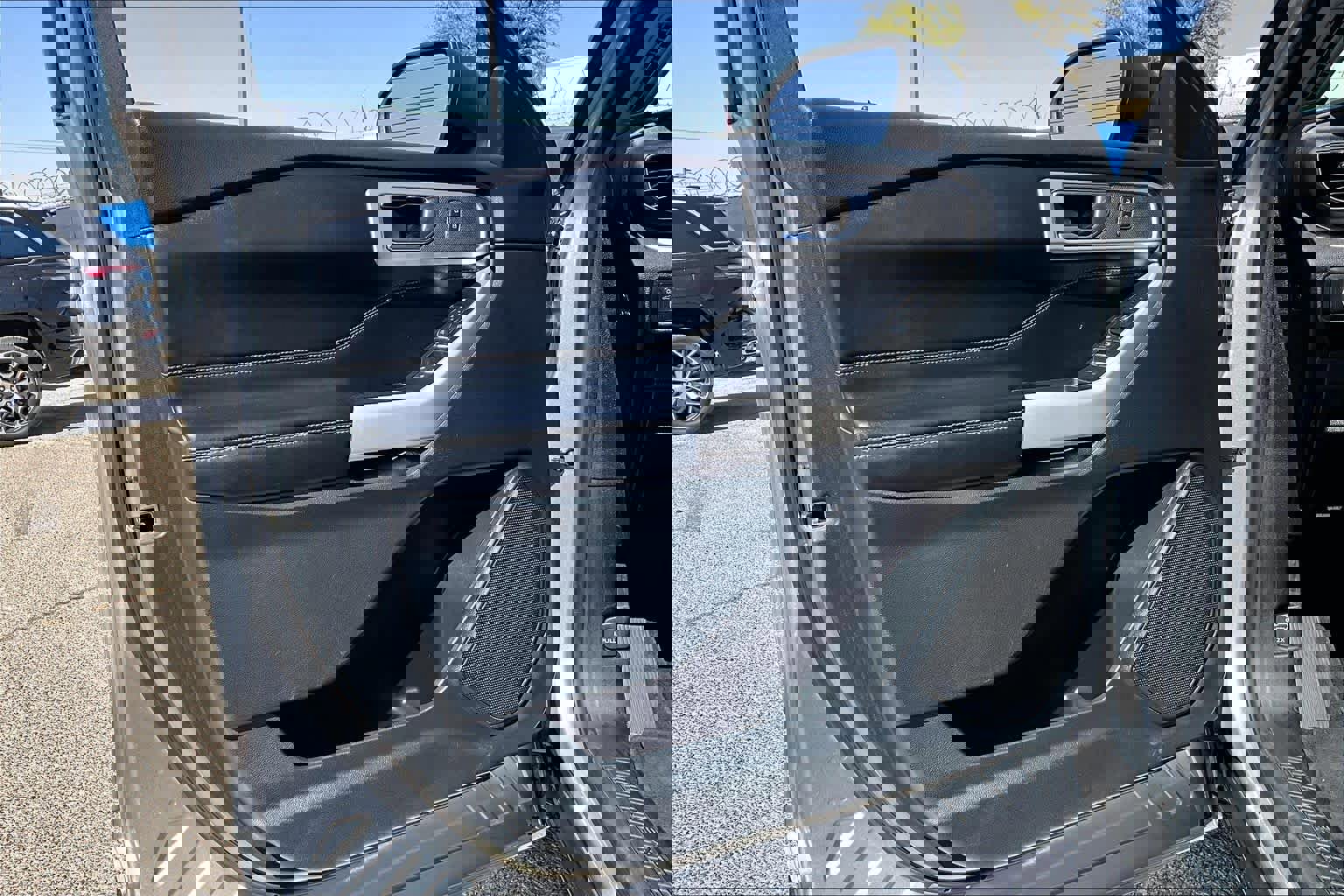 Certified 2021 Ford Explorer XLT w/ Equipment Group 202A image 20