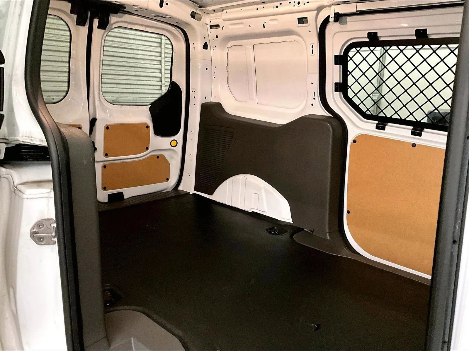 Certified 2022 Ford Transit Connect XL image 31