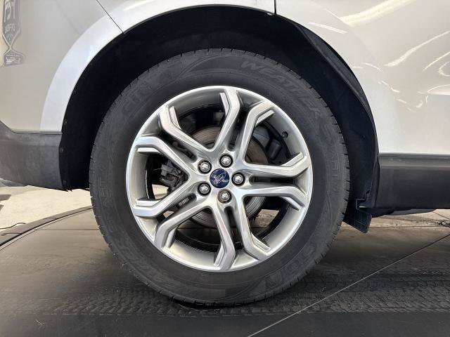 Certified 2018 Ford Edge Titanium AWD/4WD image 10