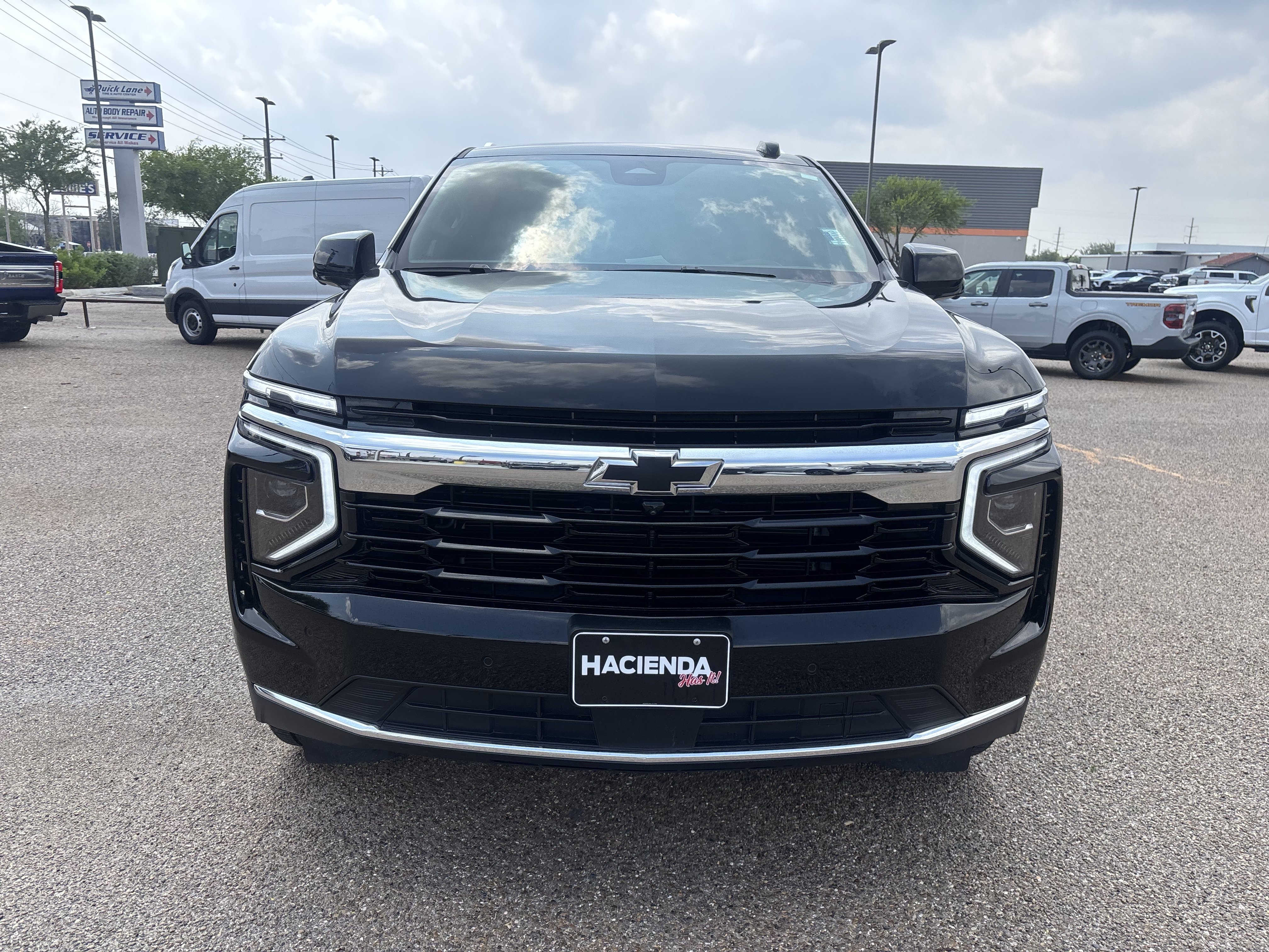 Used 2025 Chevrolet Tahoe LS RWD image 6