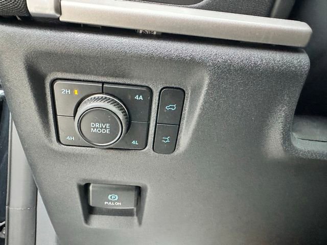 Certified 2025 Ford Expedition Active AWD/4WD image 59