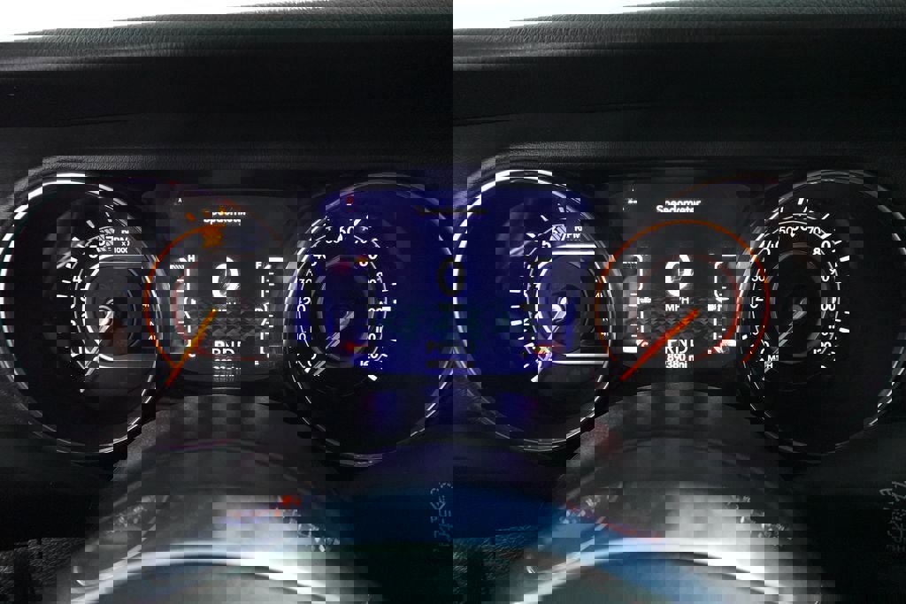 Used 2020 Jeep Wrangler Unlimited Sahara image 18