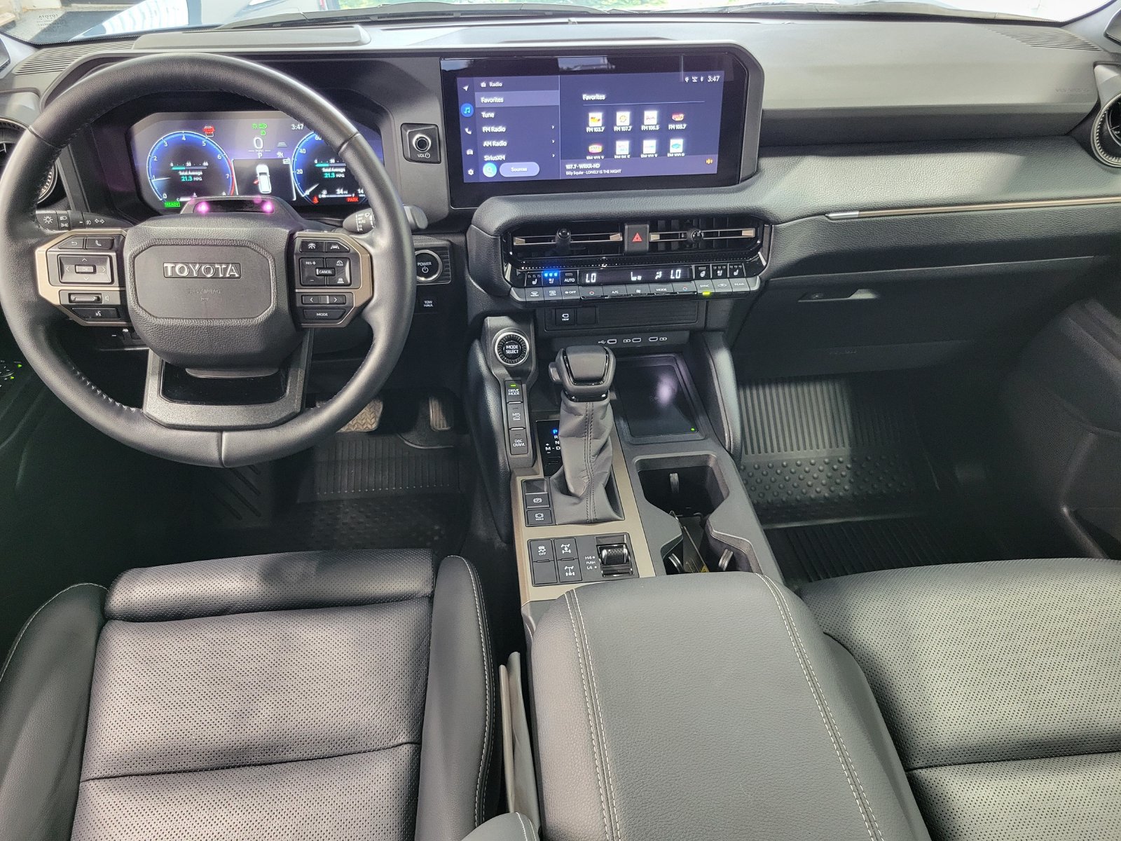 Used 2025 Toyota Land Cruiser w/ Premium Package AWD/4WD image 27