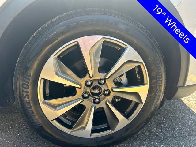 Certified 2023 Ford Escape Platinum w/ Premium Technology Package AWD/4WD image 25