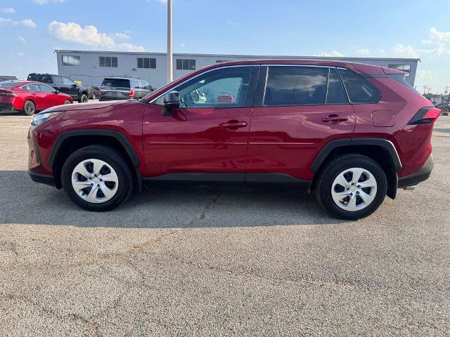 Used 2025 Toyota RAV4 LE FWD image 4