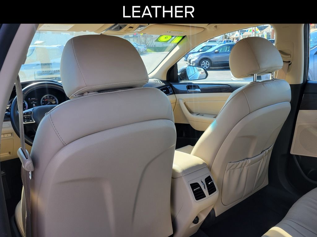 Used 2018 Hyundai Sonata Limited image 11