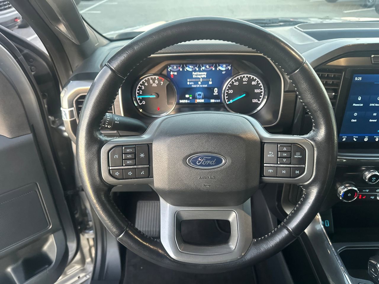 Certified 2022 Ford F150 XLT w/ Equipment Group 302A High image 25