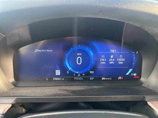 Certified 2022 Ford Explorer Platinum w/ Equipment Group 601A image 27