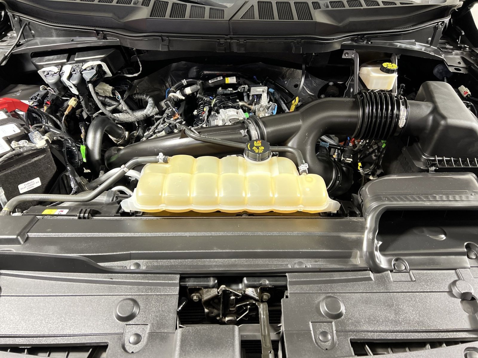 Certified 2023 Ford F150 XLT w/ Equipment Group 302A High image 26