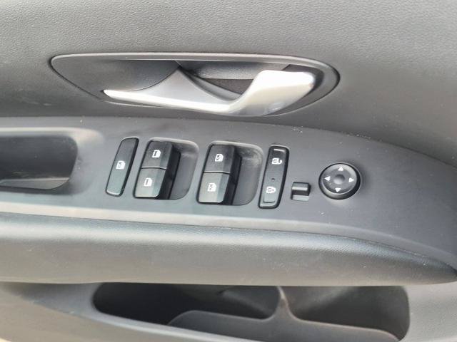 Used 2023 Hyundai Santa Cruz Night AWD/4WD image 16