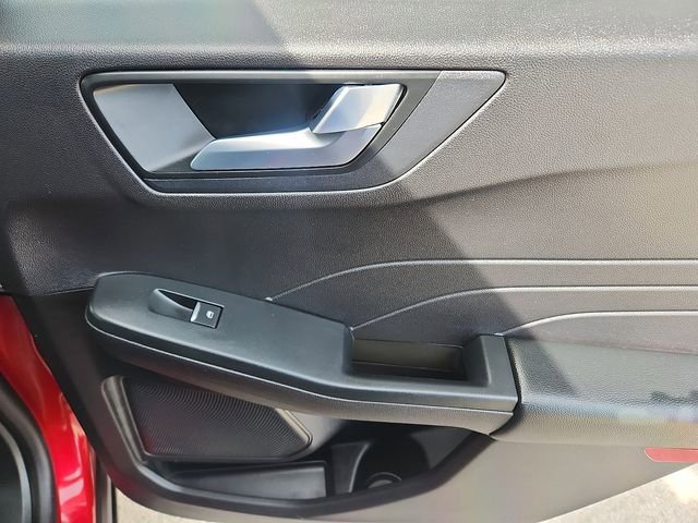 Certified 2022 Ford Escape SEL image 30