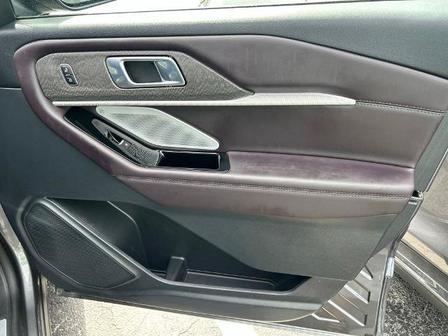 Certified 2026 Ford Explorer Platinum RWD image 40