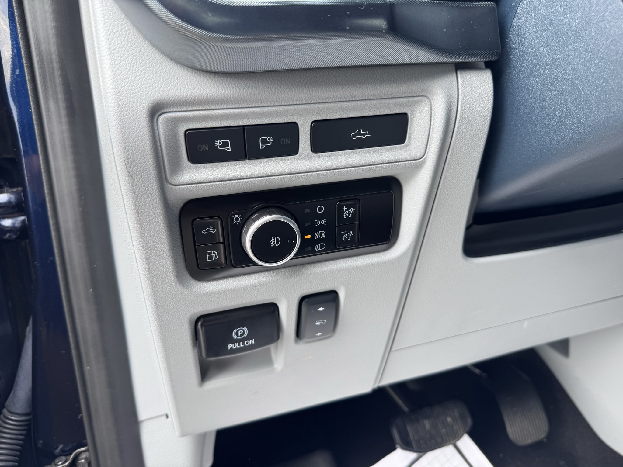 Certified 2023 Ford F150 Limited AWD/4WD image 21