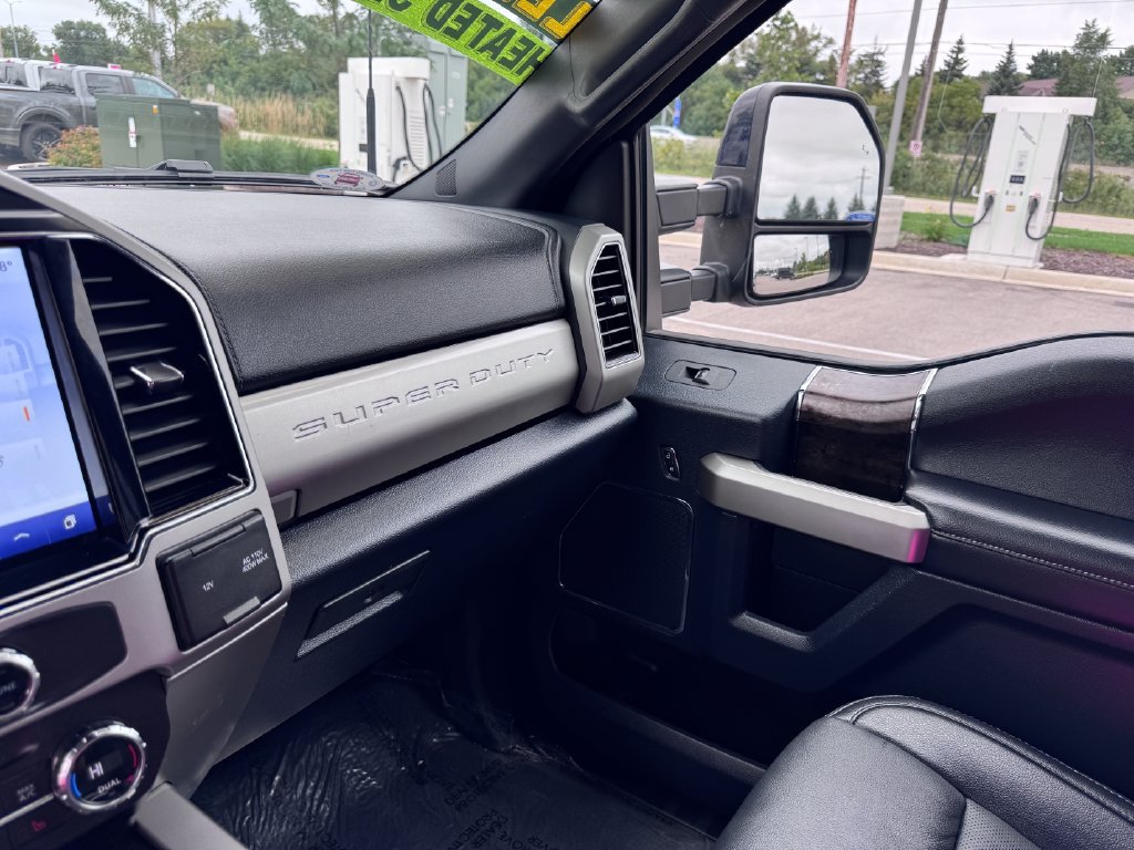 Certified 2022 Ford F350 Lariat w/ Lariat Ultimate Package AWD/4WD image 18