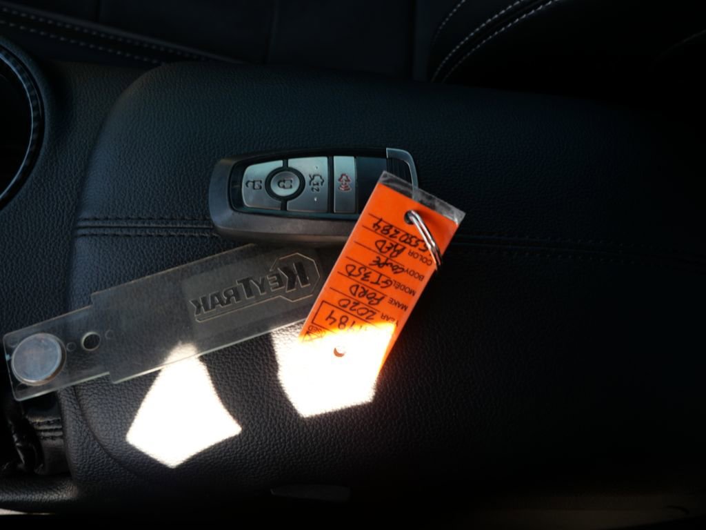 Certified 2020 Ford Mustang Shelby GT350 w/ Technology Package image 23