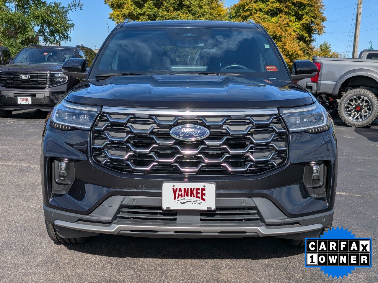 Certified 2025 Ford Explorer Platinum w/ Ultimate Package AWD/4WD image 9