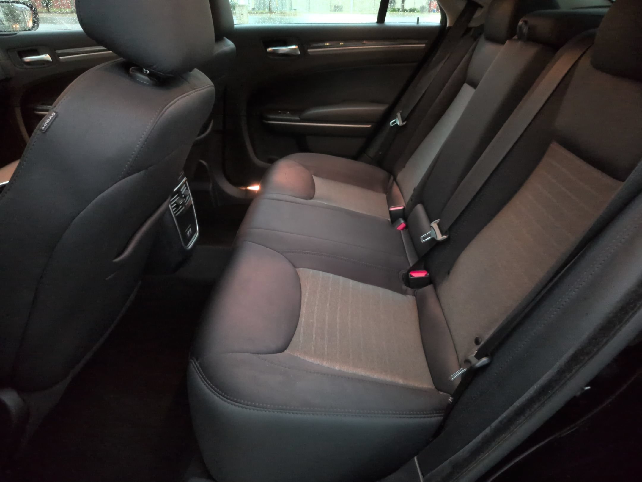 Used 2022 Chrysler 300 Touring w/ Sport Appearance Package RWD image 29