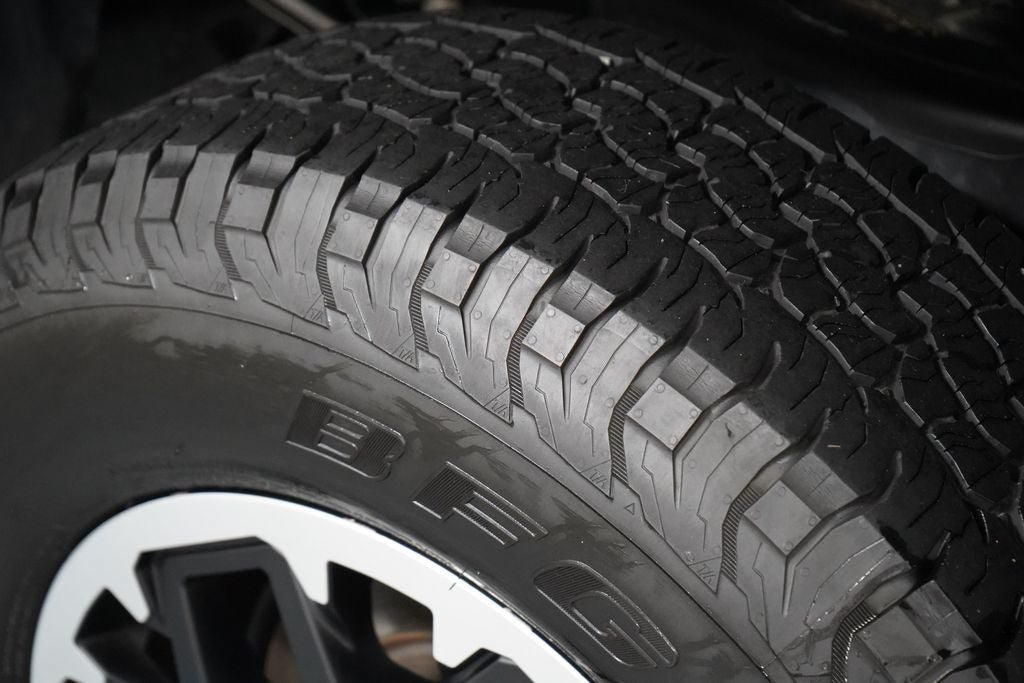 Used 2024 Toyota Tacoma TRD Off-Road AWD/4WD image 35
