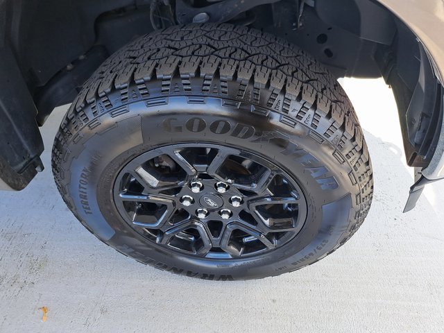 Certified 2019 Ford F150 Lariat image 26