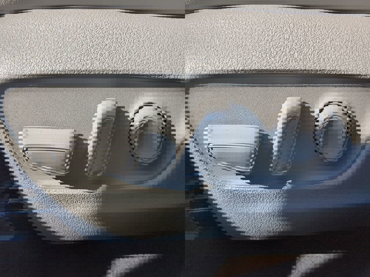 Used 2021 Toyota Highlander Platinum image 30