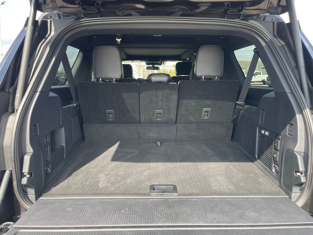 Certified 2025 Ford Expedition Max Platinum w/ Stealth Performance Package image 30