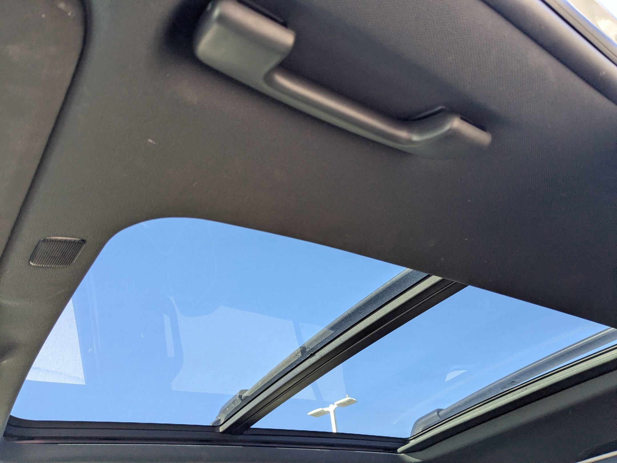 Used 2023 GMC Yukon SLT image 17