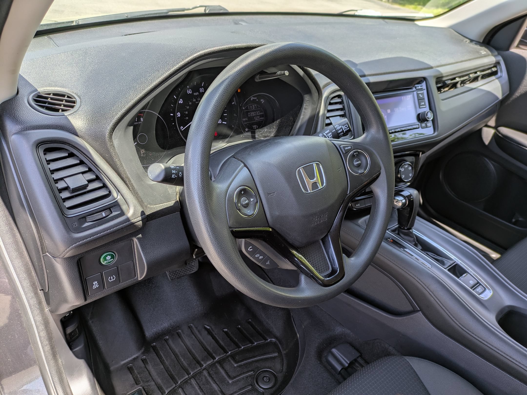 Used 2020 Honda HR-V LX image 8