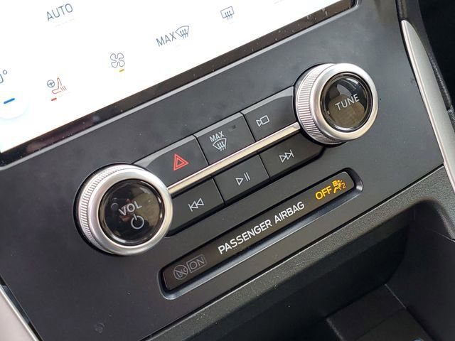 Certified 2024 Ford Edge SEL w/ Convenience Package image 23