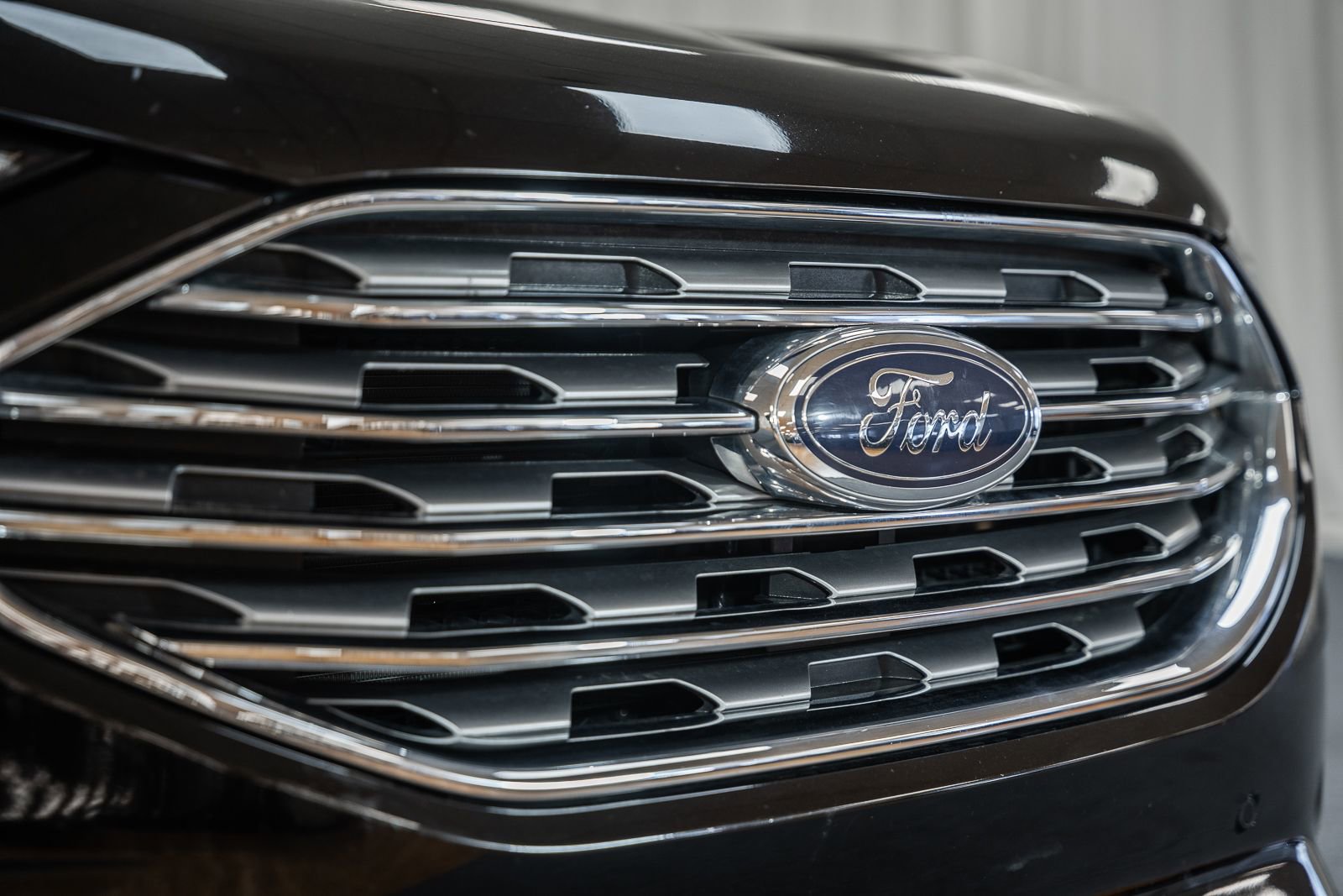 Certified 2022 Ford Edge Titanium AWD/4WD image 17