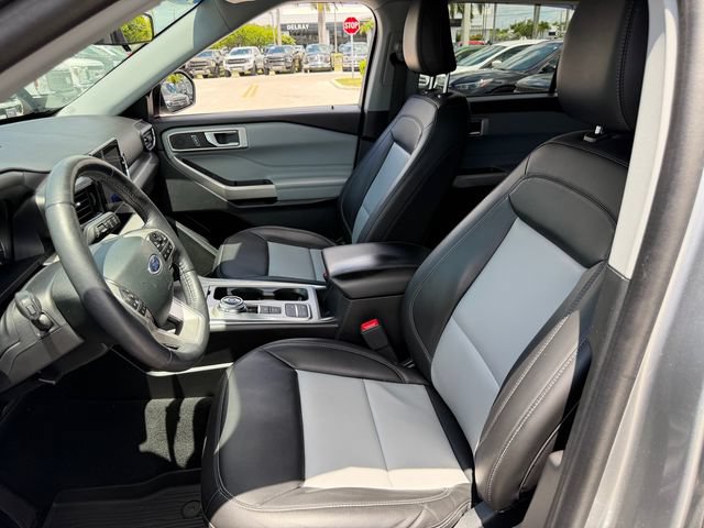 Certified 2023 Ford Explorer XLT w/ Equipment Group 202A RWD image 10