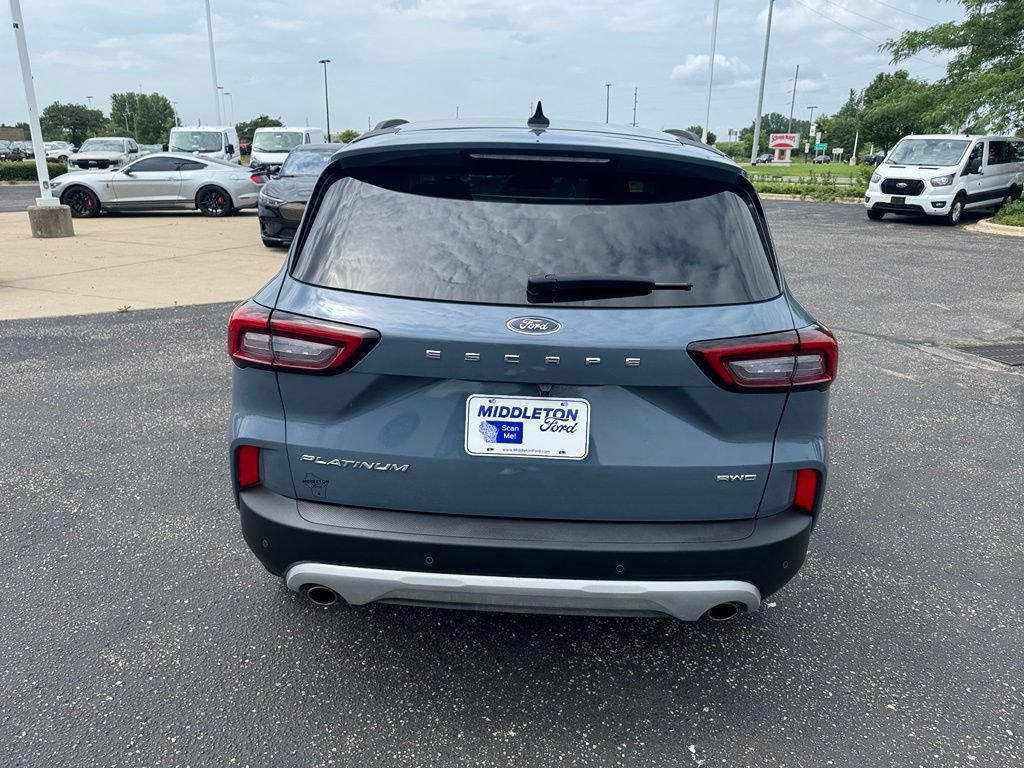 Certified 2023 Ford Escape Platinum w/ Premium Technology Package AWD/4WD image 4