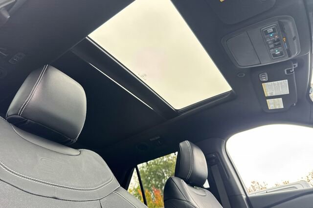 Certified 2023 Ford Explorer ST w/ Equipment Group 401A image 15