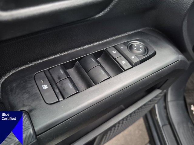 Used 2024 Toyota Tacoma SR5 AWD/4WD image 13