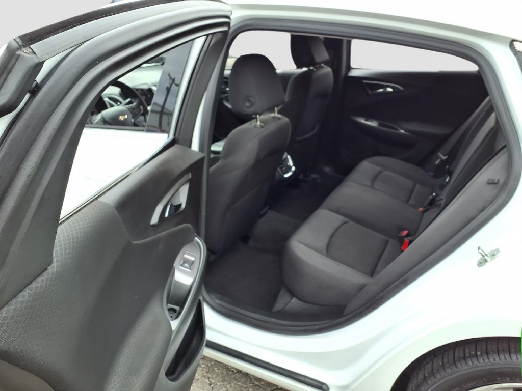 Used 2023 Chevrolet Malibu LT FWD image 28