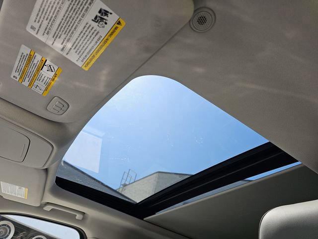 Certified 2025 Ford Expedition Active image 29