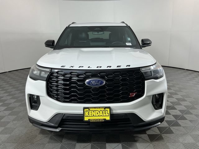 Certified 2025 Ford Explorer ST AWD/4WD image 2