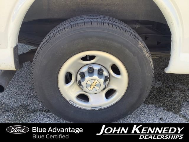 Used 2021 Chevrolet Express 2500 w/ Driver Convenience Package RWD image 21