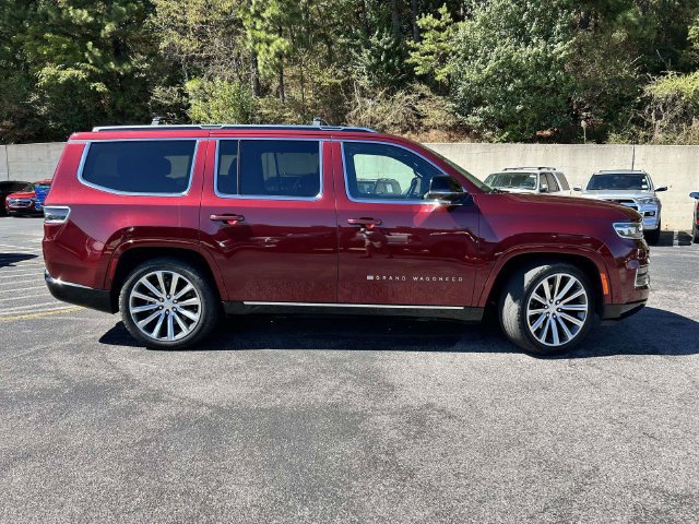 Used 2023 Jeep Grand Wagoneer Series II AWD/4WD image 2