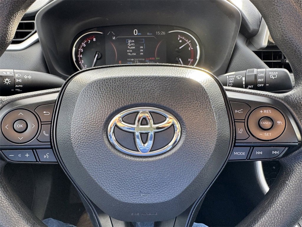 Used 2024 Toyota RAV4 XLE image 18