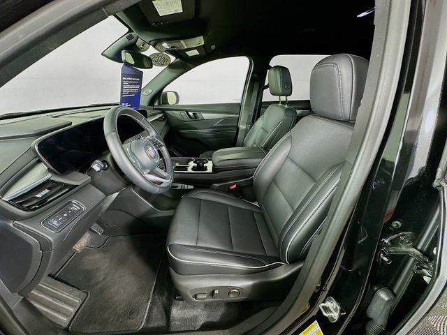 Used 2025 Buick Enclave Preferred FWD image 28