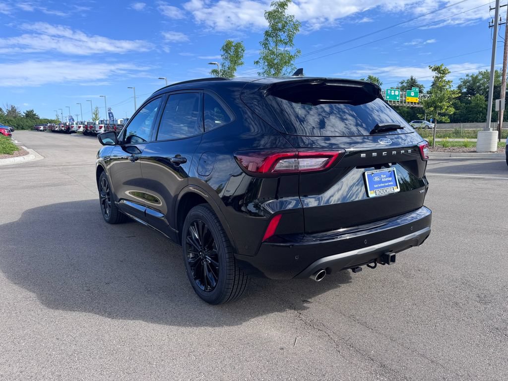 Certified 2023 Ford Escape ST-Line Elite w/ Premium Technology Package AWD/4WD image 2