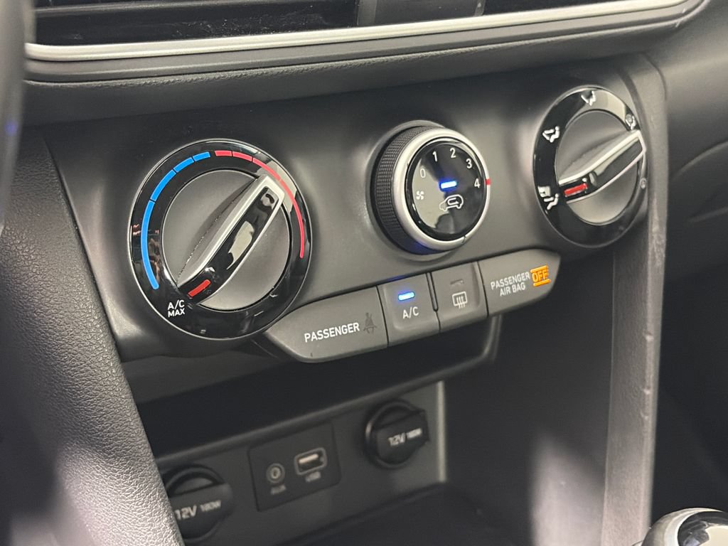 Used 2018 Hyundai Kona SEL AWD/4WD image 21