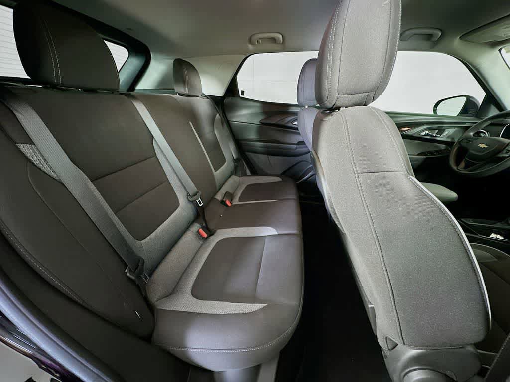 Used 2023 Chevrolet TrailBlazer LT w/ Convenience Package FWD image 30